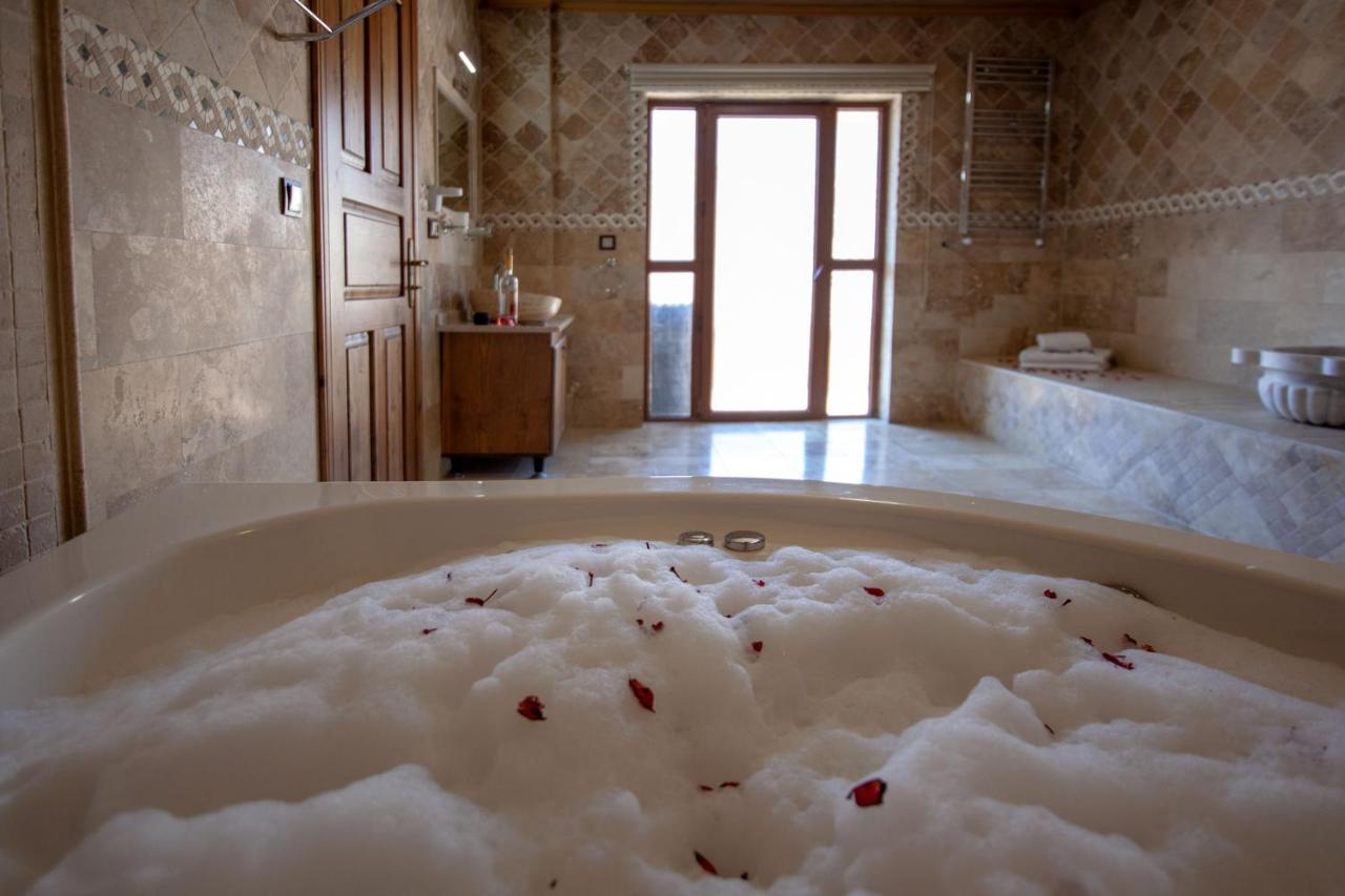 Peace Stone House Otel Göreme Dış mekan fotoğraf